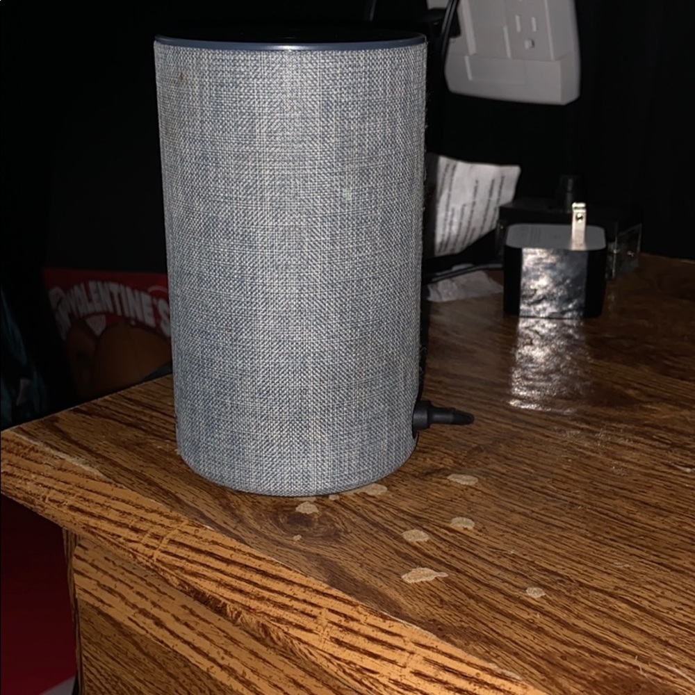 Amazon Alexa - Picture 3 of 4